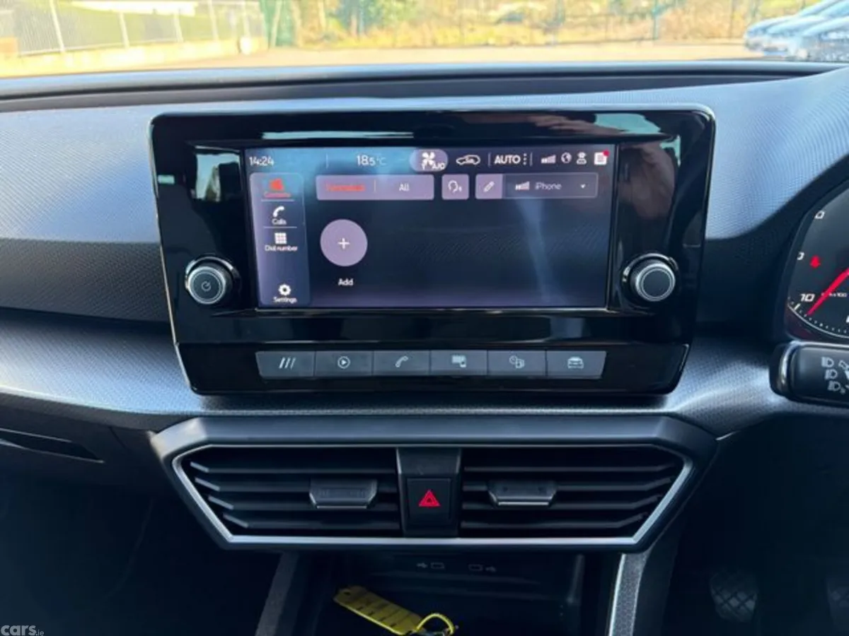SEAT Leon Estate, Diesel, 2021, Red