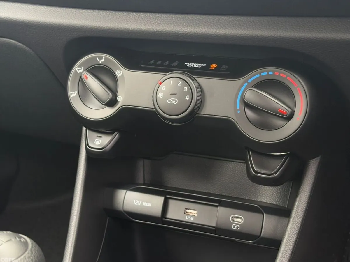 Kia Picanto Hatchback, Petrol, 2027, Silver