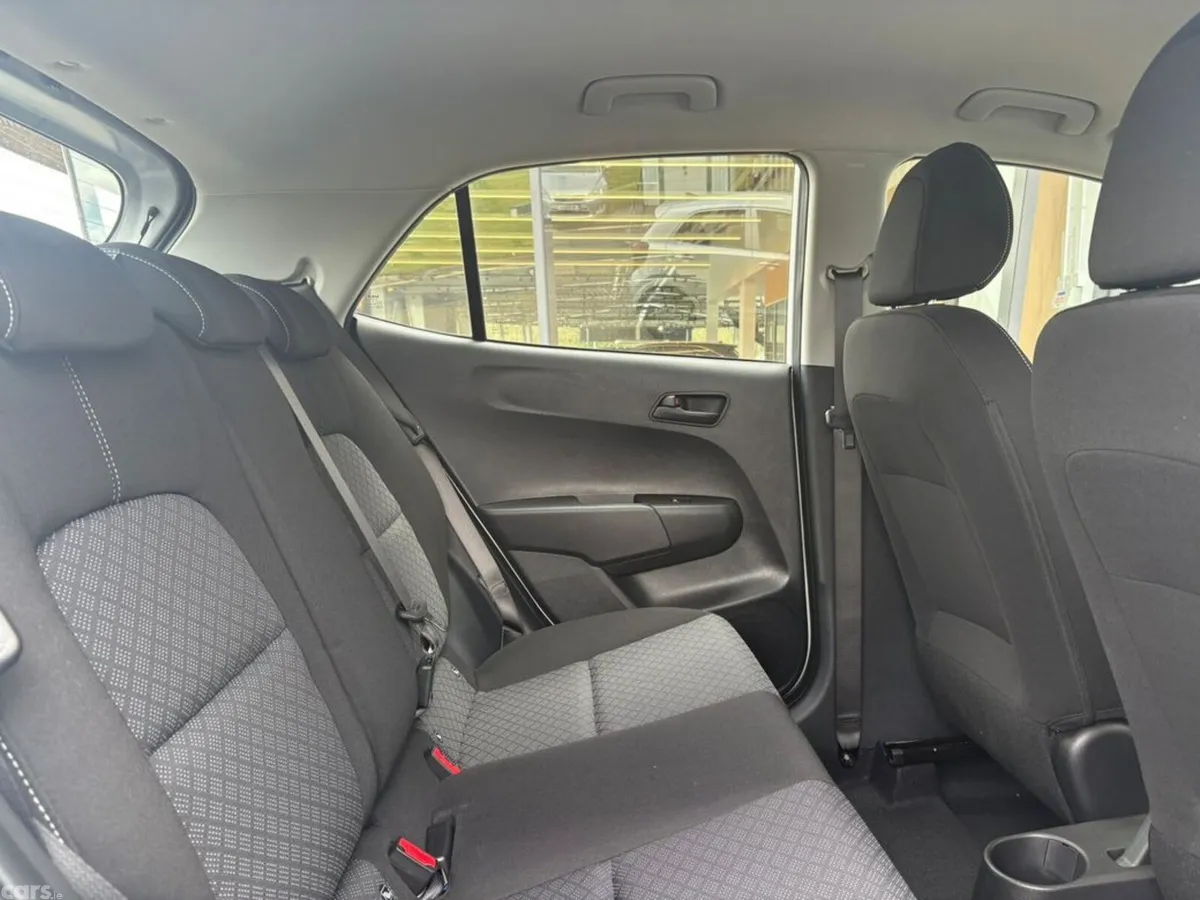 Kia Picanto Hatchback, Petrol, 2027, Silver