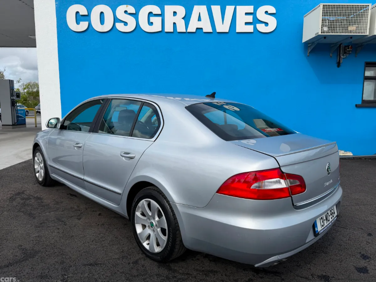Skoda Superb Saloon, Diesel, 2013, Silver