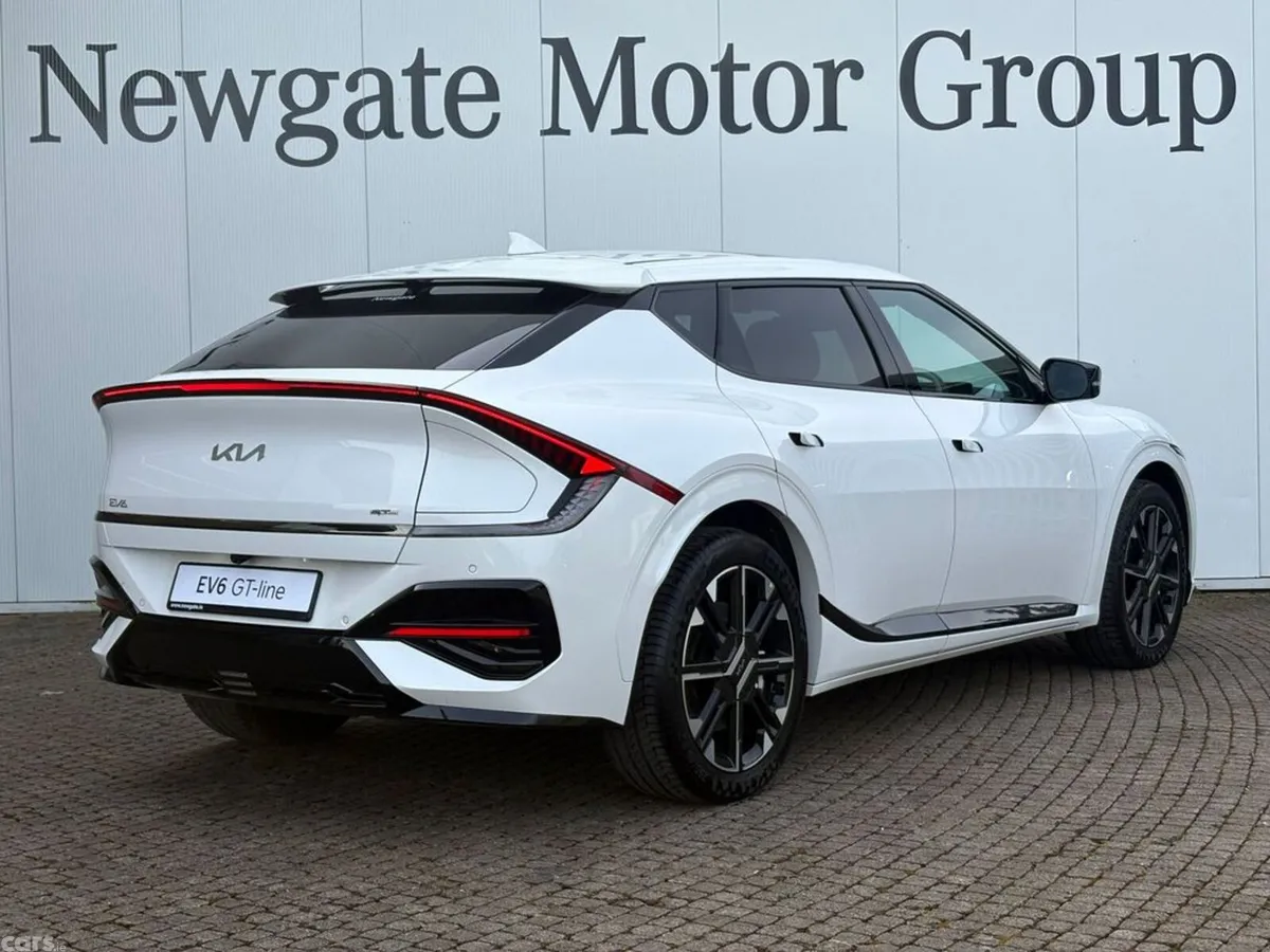 Kia EV6 Hatchback, Electric, 2027, White