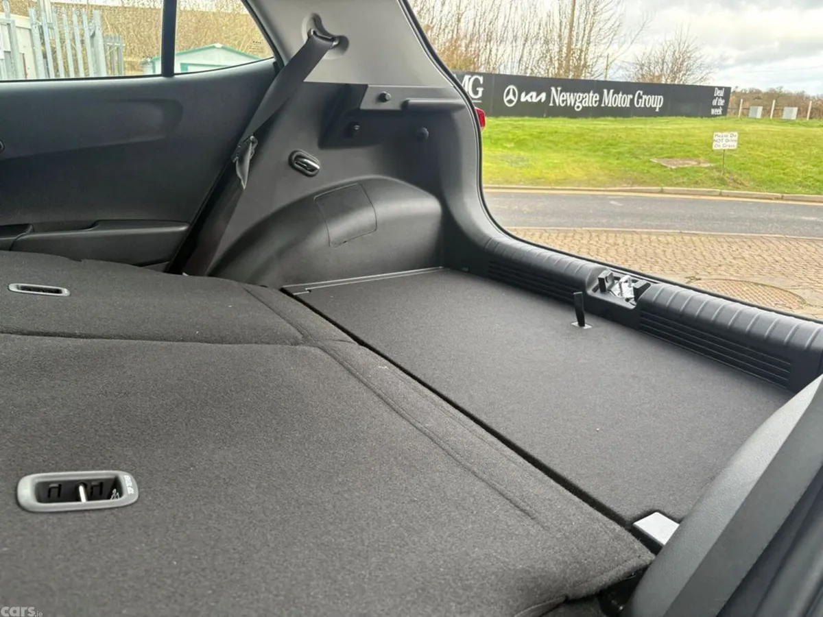 Kia Picanto Hatchback, Petrol, 2027, Silver
