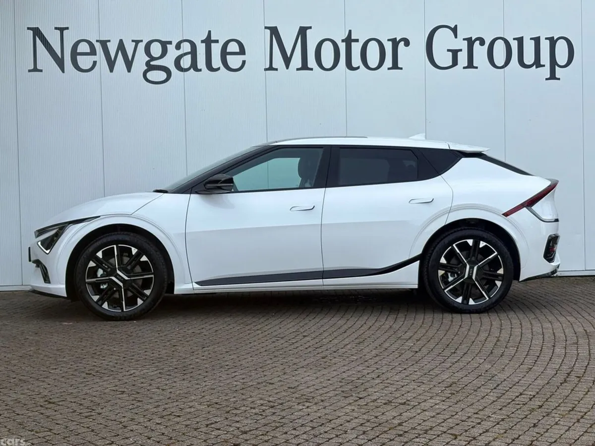 Kia EV6 Hatchback, Electric, 2027, White