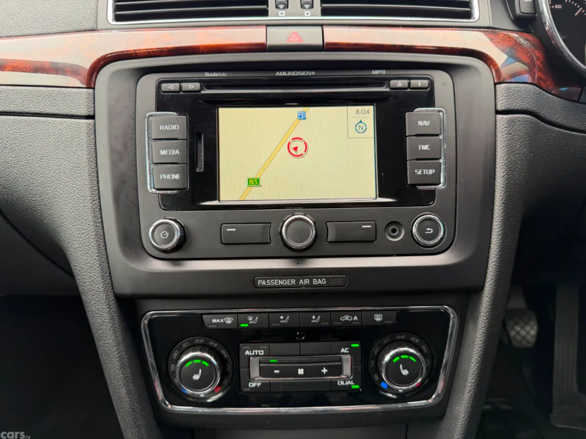 Skoda Superb Saloon, Diesel, 2013, Silver