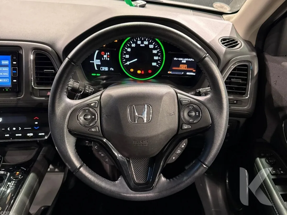 Honda Vezel SUV, Petrol Hybrid, 2020, White