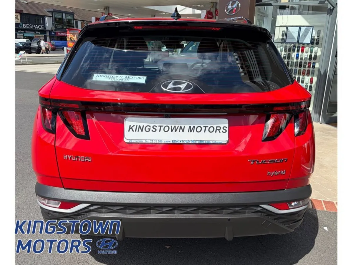 Hyundai Tucson MPV, Petrol Hybrid, 2024, Red