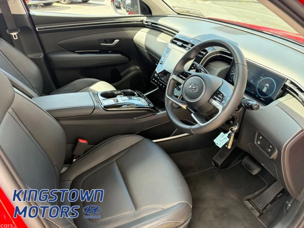 Hyundai Tucson MPV, Petrol Hybrid, 2024, Red