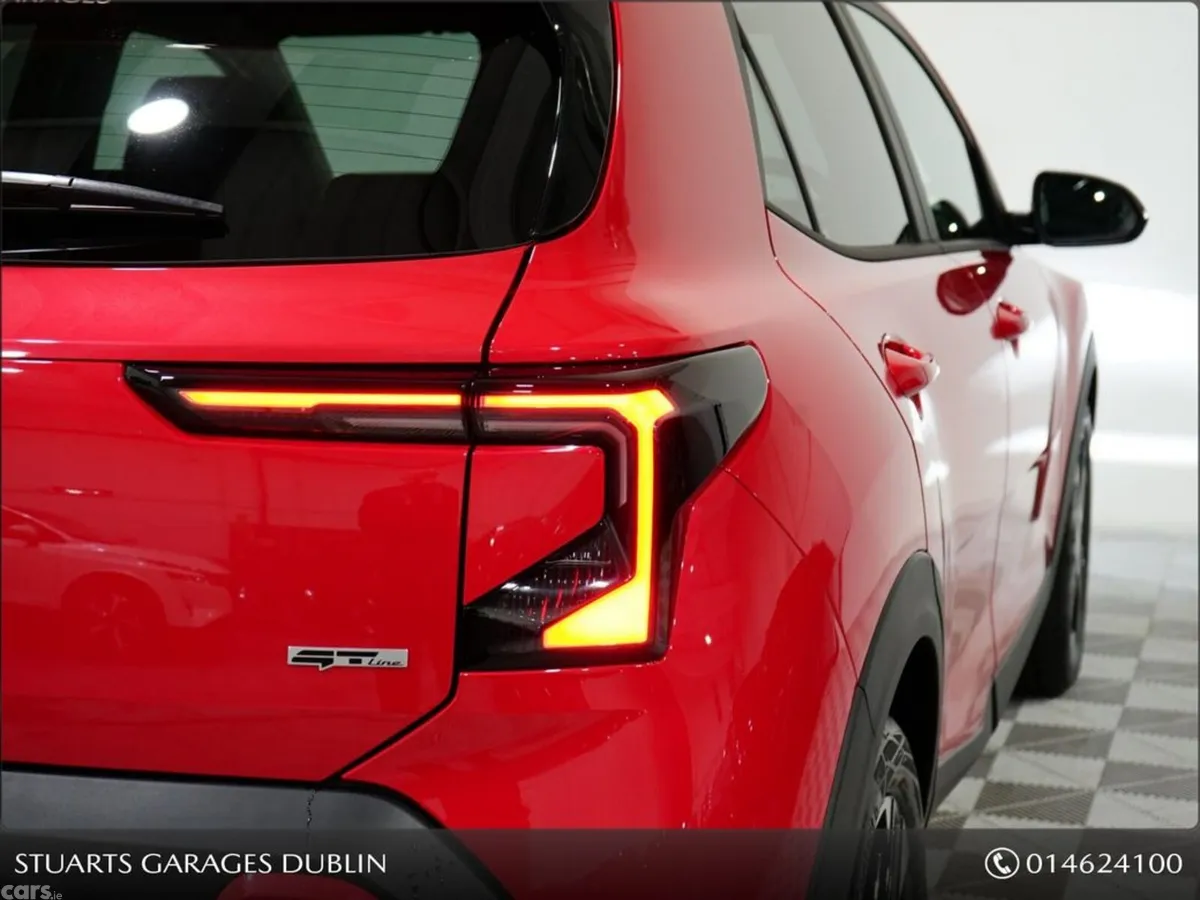 Kia Stonic SUV, Petrol, 2026, Red