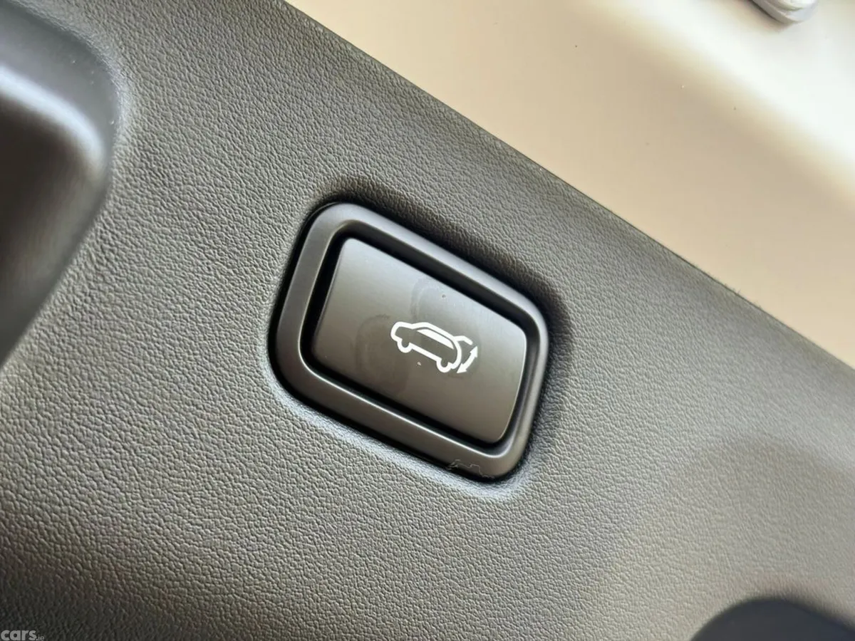 Kia EV6 Hatchback, Electric, 2027, White