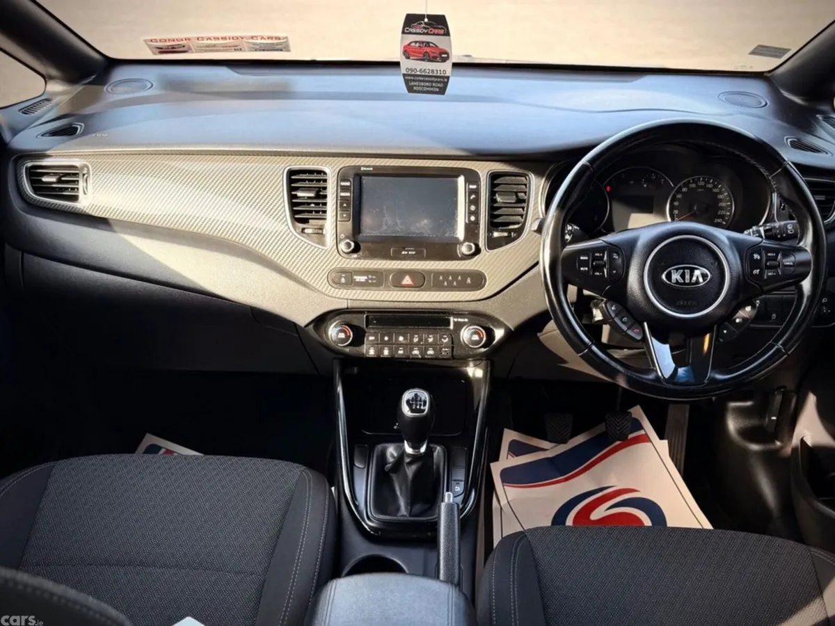 Kia Carens Estate, Diesel, 2017, White