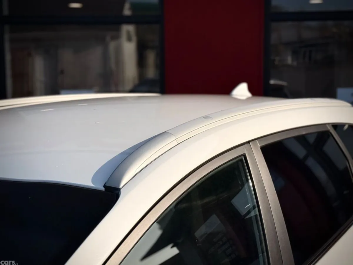 Kia Carens Estate, Diesel, 2017, White