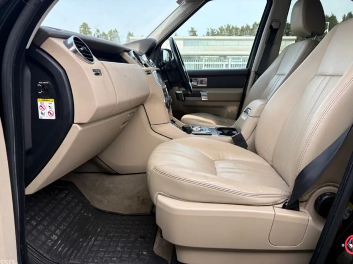 Land Rover Discovery SUV, Diesel, 2012, Black