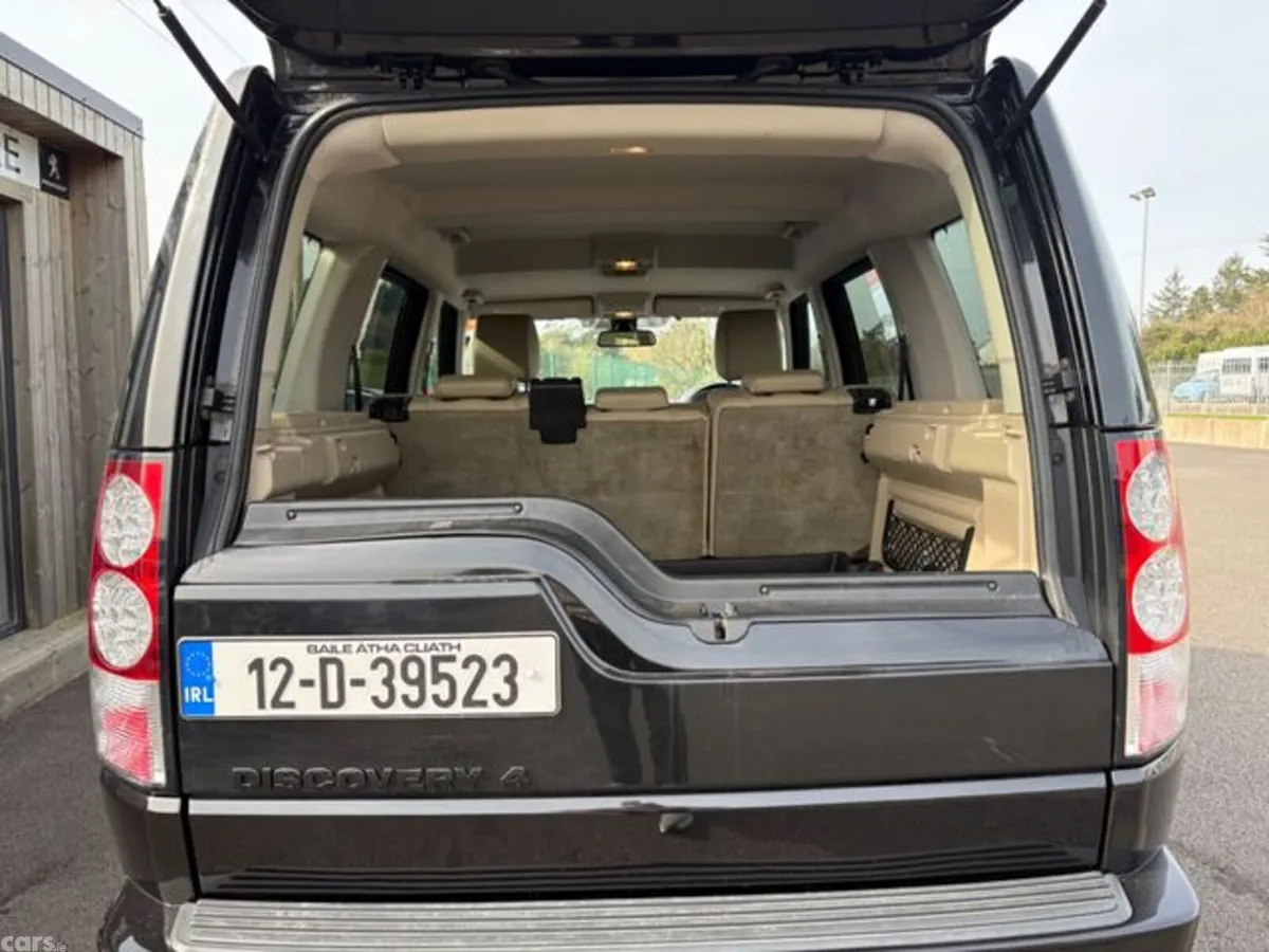 Land Rover Discovery SUV, Diesel, 2012, Black