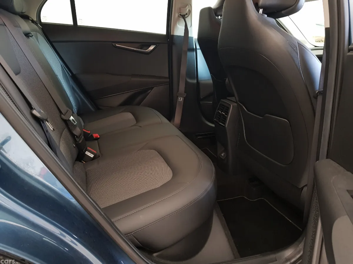 Kia Niro MPV, Petrol Plug-in Hybrid, 2023, Blue