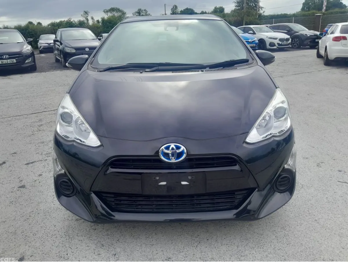 Toyota Aqua Hatchback, Petrol Hybrid, 2017, Black