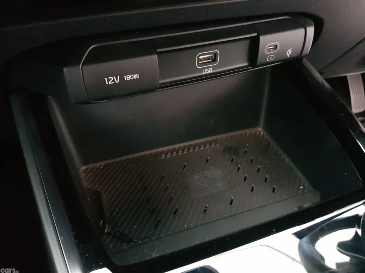 Kia Niro MPV, Petrol Plug-in Hybrid, 2023, Blue