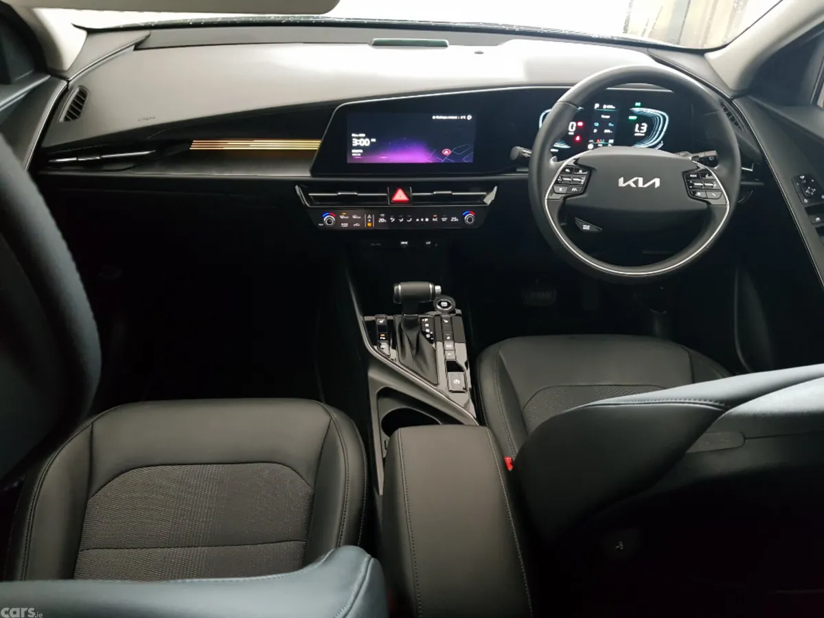 Kia Niro MPV, Petrol Plug-in Hybrid, 2023, Grey