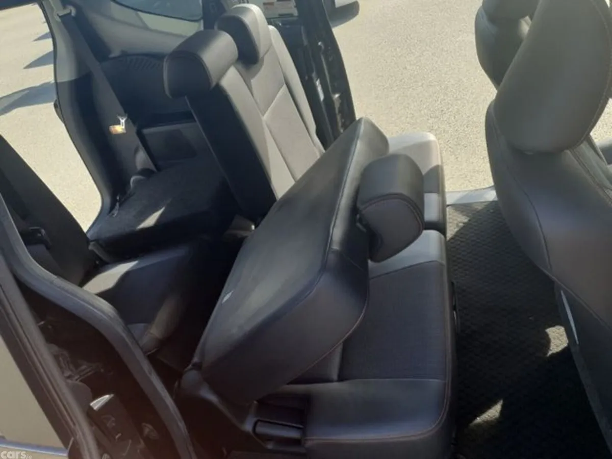 Toyota Sienta MPV, Petrol, 2018, Blue
