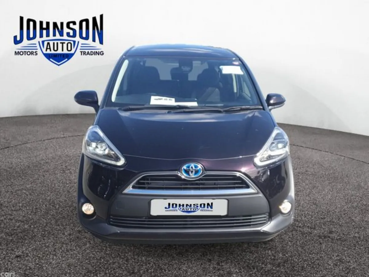 Toyota Sienta MPV, Petrol, 2018, Blue