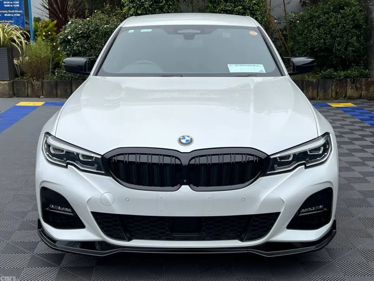 BMW 3-Series Saloon, Petrol Plug-in Hybrid, 2021, White