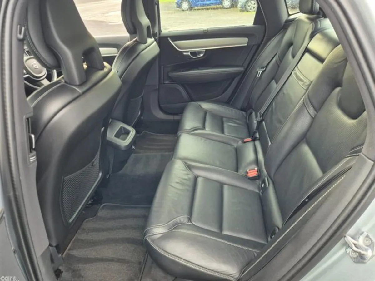 Volvo S90 Saloon, Diesel, 2018, Silver