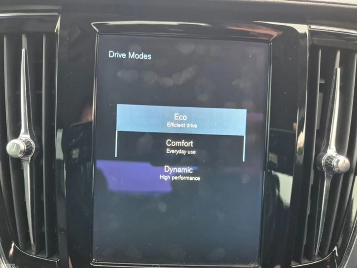 Volvo S90 Saloon, Diesel, 2018, Silver