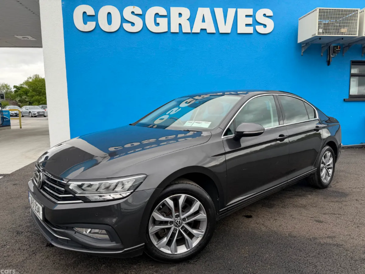 Volkswagen Passat Saloon, Diesel, 2021, Grey