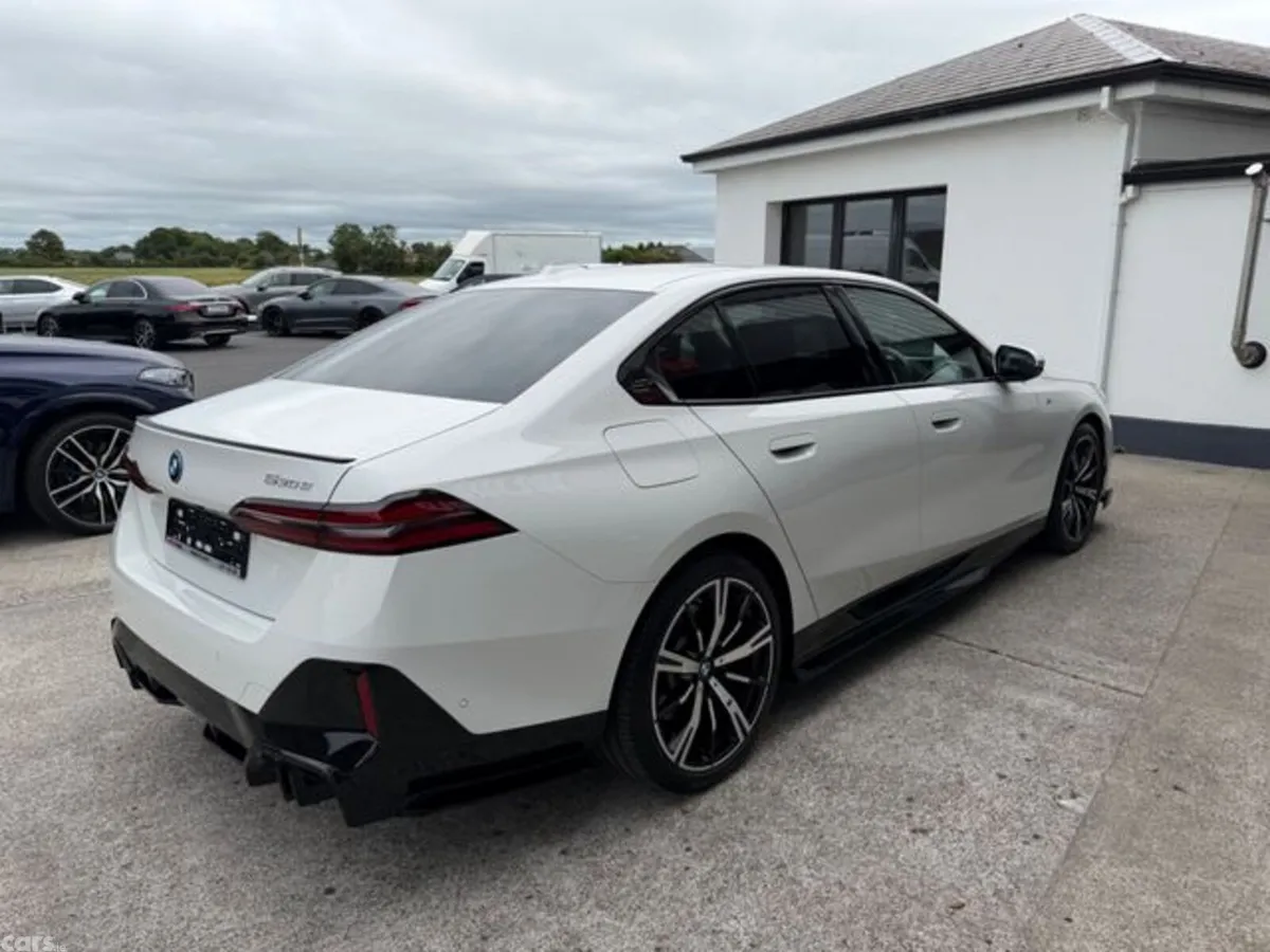 BMW 5-Series Saloon, Petrol Plug-in Hybrid, 2025, White