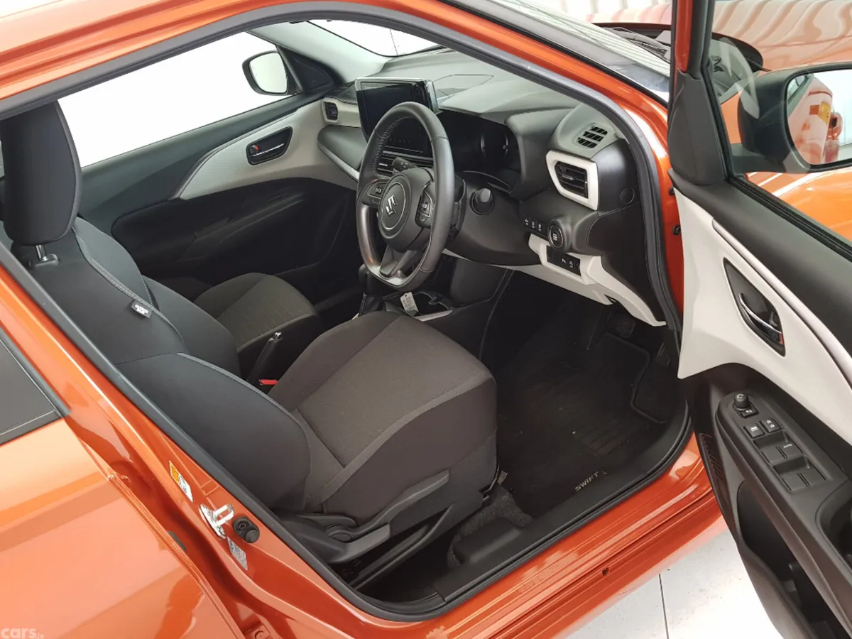 Suzuki Swift Hatchback, Petrol Hybrid, 2024, Orange