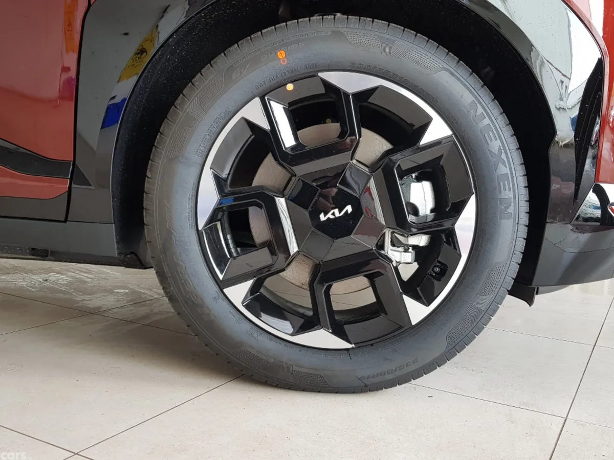 Kia EV5 SUV, Electric, 2026, Red