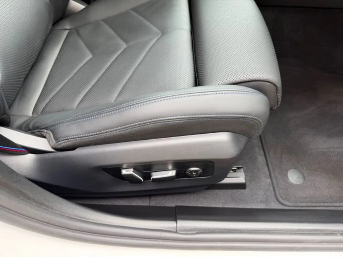 BMW 5-Series Saloon, Petrol Plug-in Hybrid, 2025, White