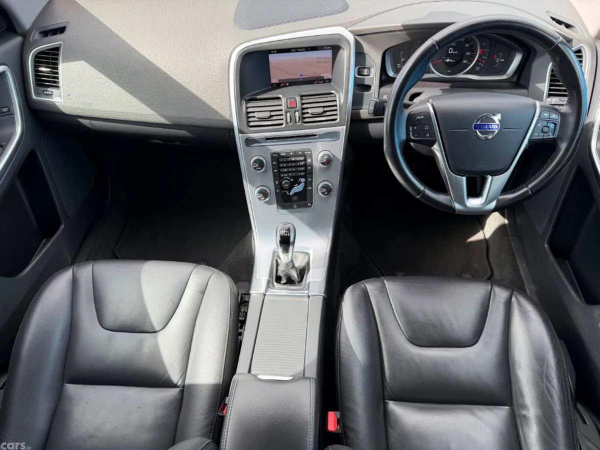 Volvo XC60 SUV, Diesel, 2017, Silver
