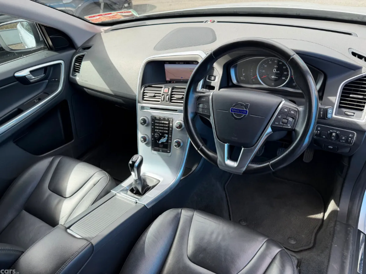 Volvo XC60 SUV, Diesel, 2017, Silver