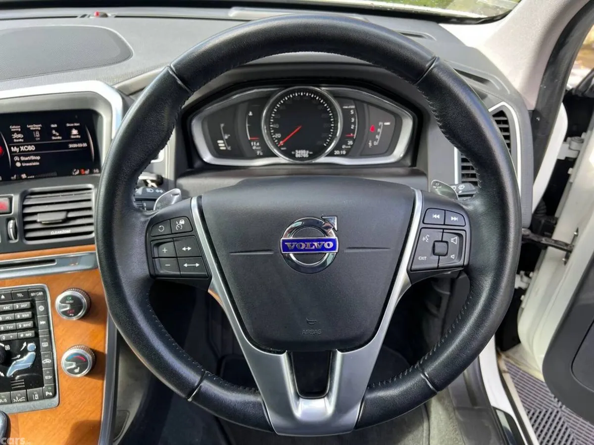 Volvo XC60 SUV, Diesel, 2017, White