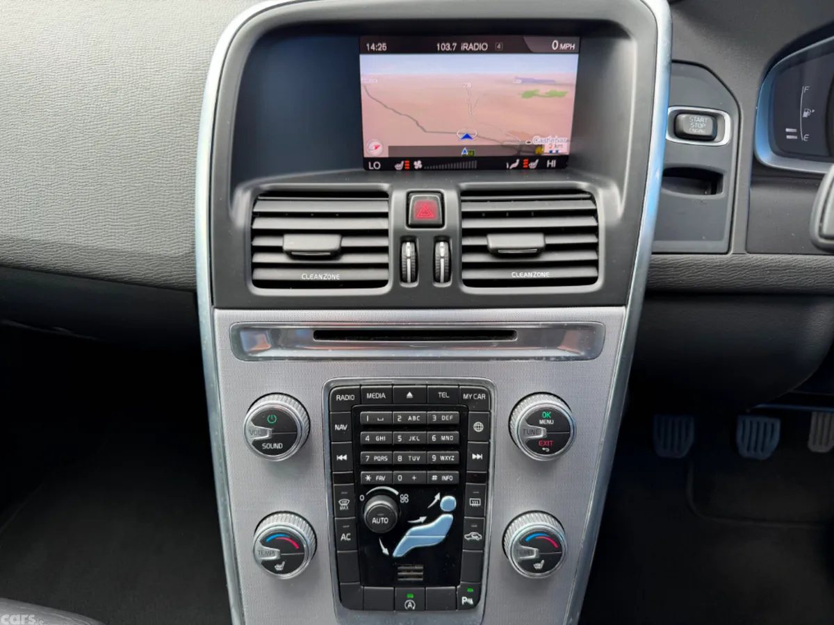 Volvo XC60 SUV, Diesel, 2017, Silver