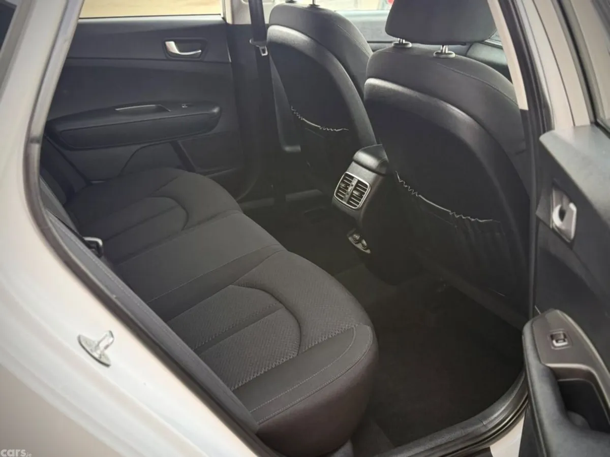 Kia Optima Estate, Diesel, 2019, White