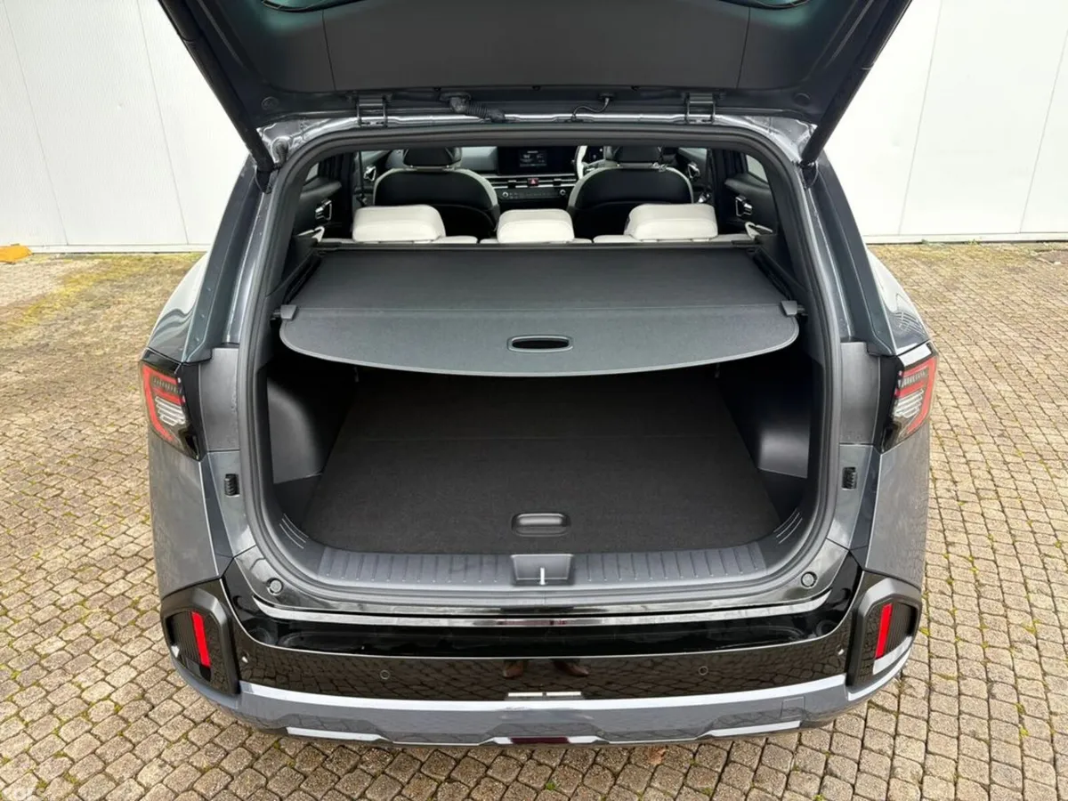 Kia Sportage SUV, Diesel, 2027, Grey