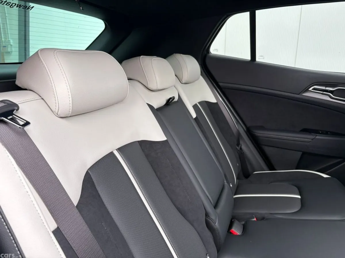 Kia Sportage SUV, Diesel, 2027, Grey