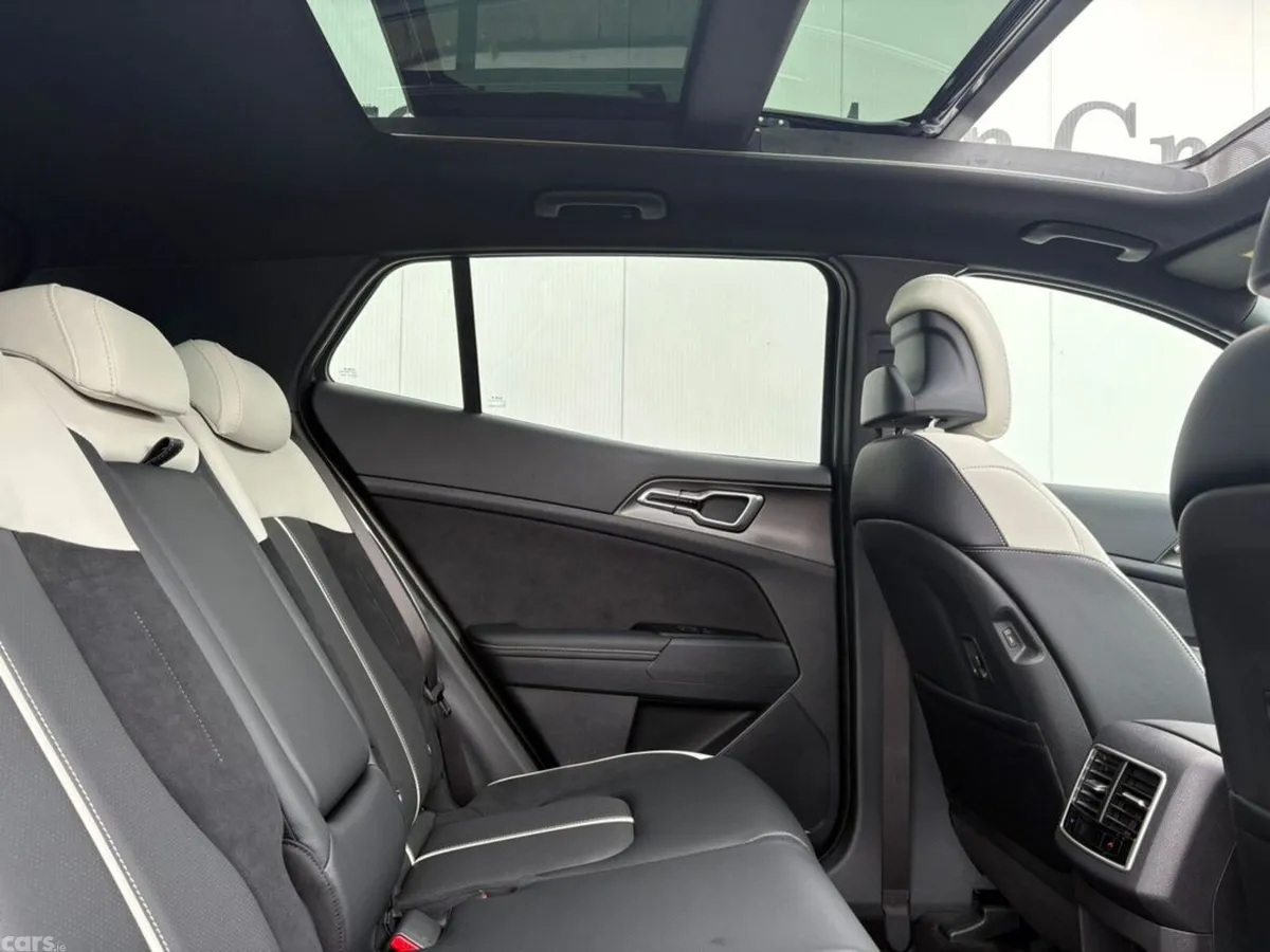 Kia Sportage SUV, Diesel, 2027, Grey