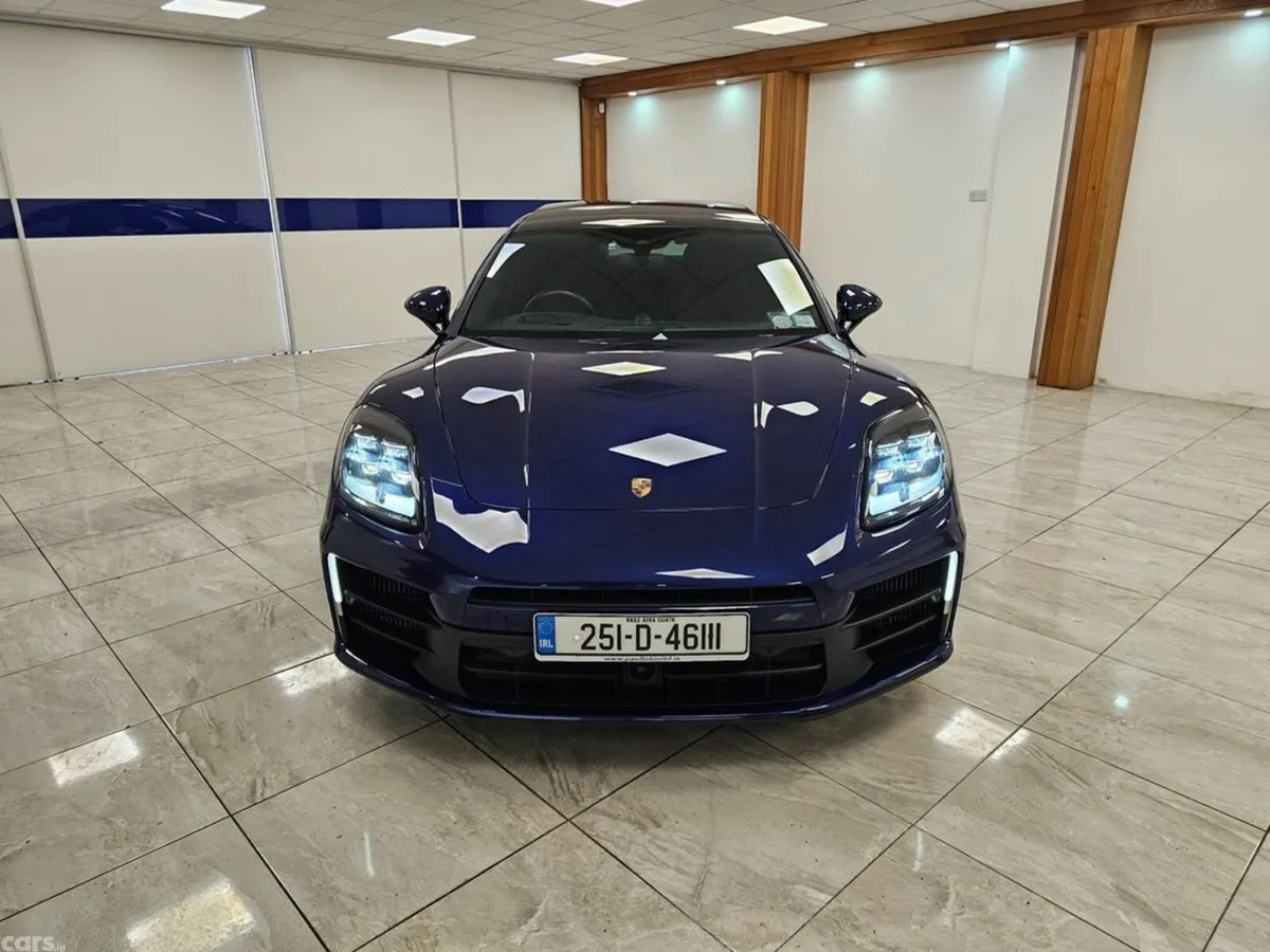Porsche Panamera Hatchback, Petrol Plug-in Hybrid, 2025, Blue