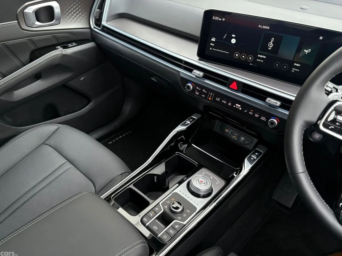 Kia Sorento SUV, Petrol Plug-in Hybrid, 2027, White