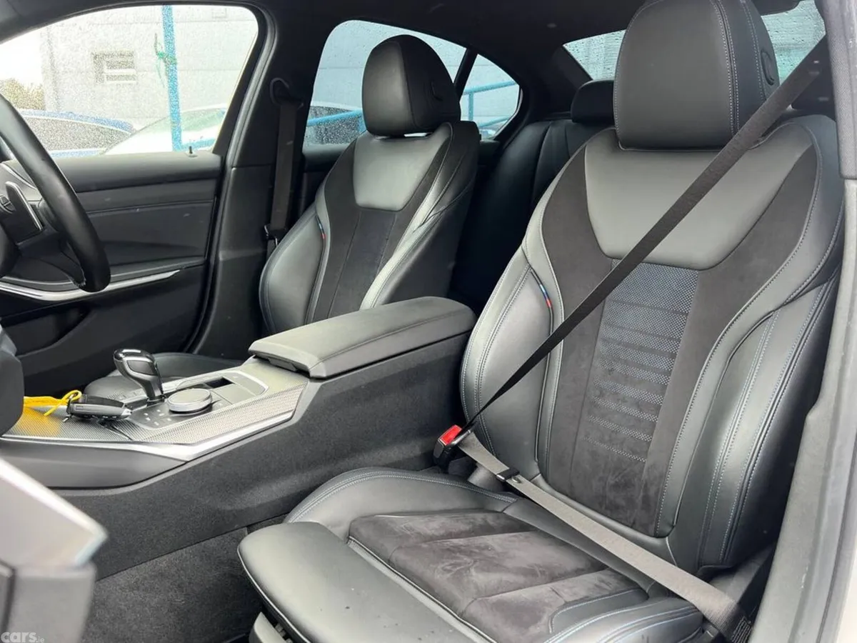 BMW 3-Series Saloon, Petrol Plug-in Hybrid, 2021, White