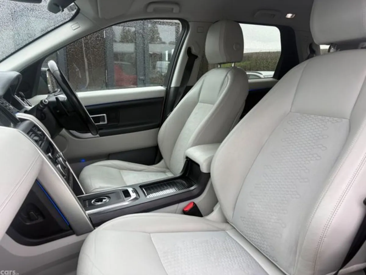 Land Rover Discovery Sport SUV, Diesel, 2018, Red