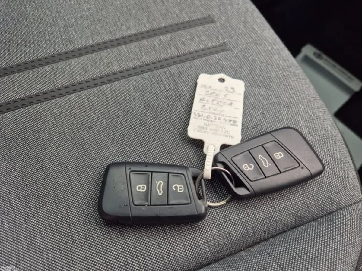 SEAT Ateca MPV, Petrol, 2023, Grey