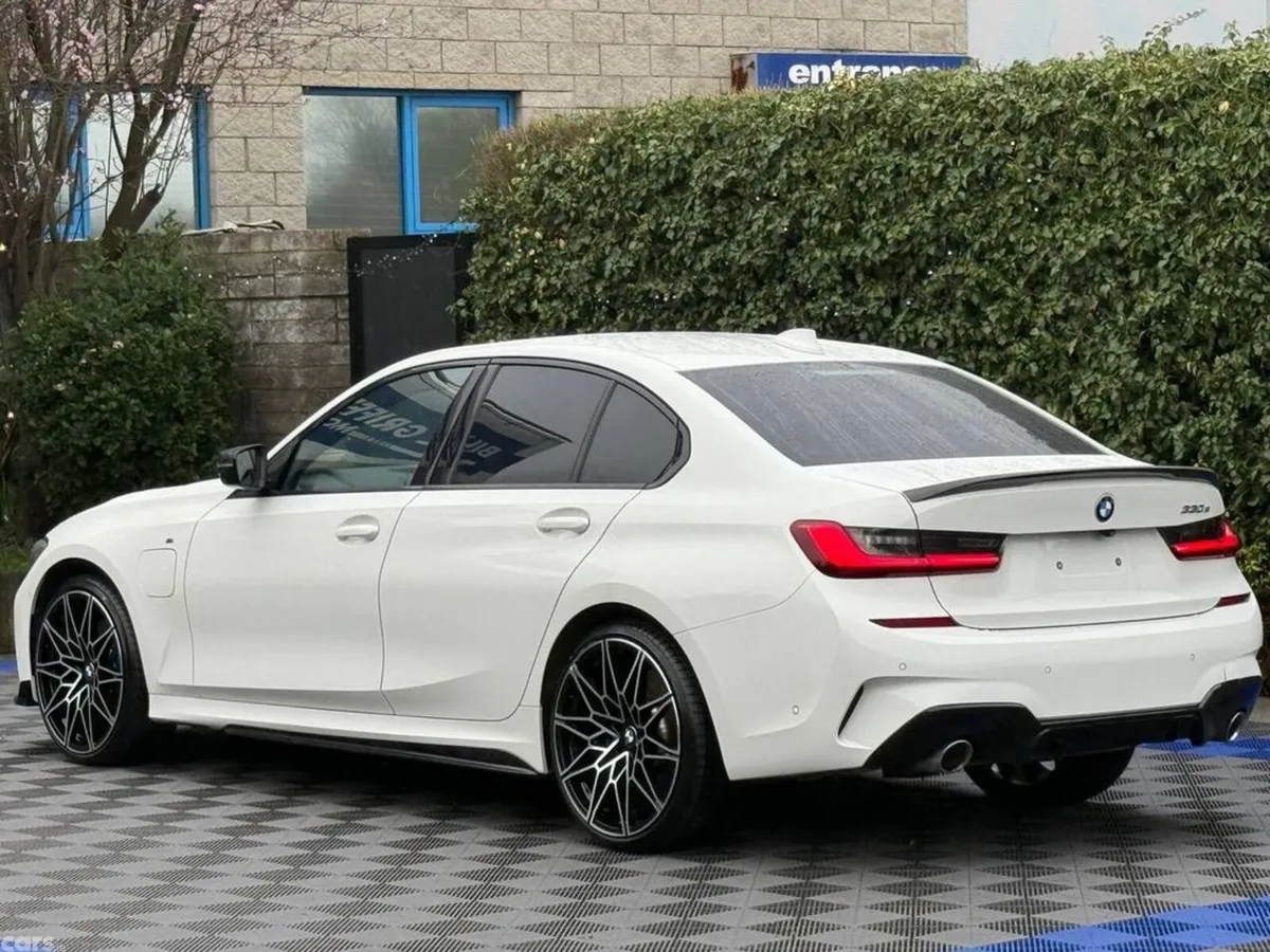 BMW 3-Series Saloon, Petrol Plug-in Hybrid, 2021, White