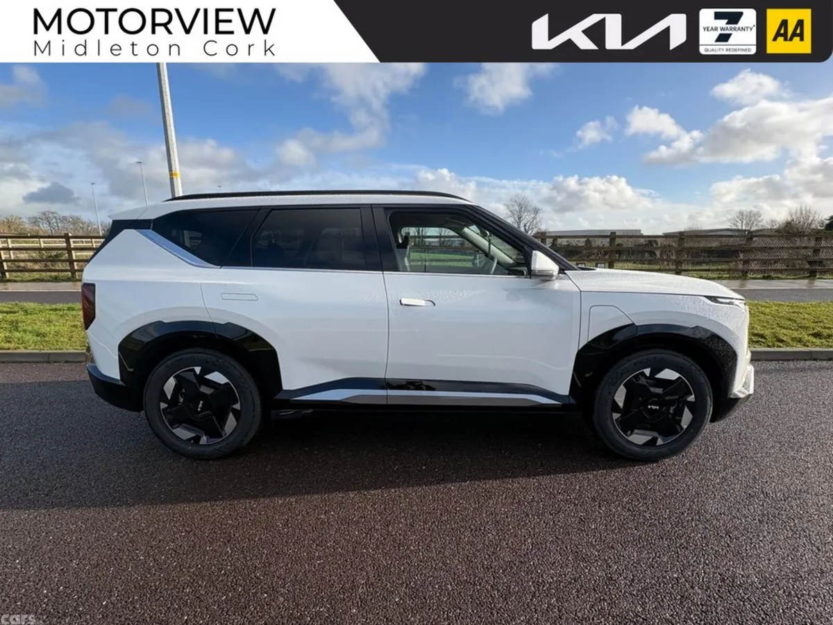 Kia EV5 SUV, Electric, 2027, White