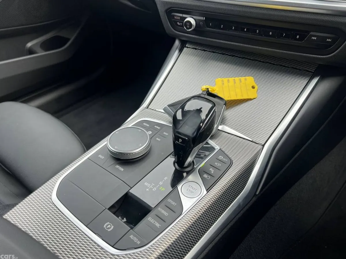 BMW 3-Series Saloon, Petrol Plug-in Hybrid, 2021, White