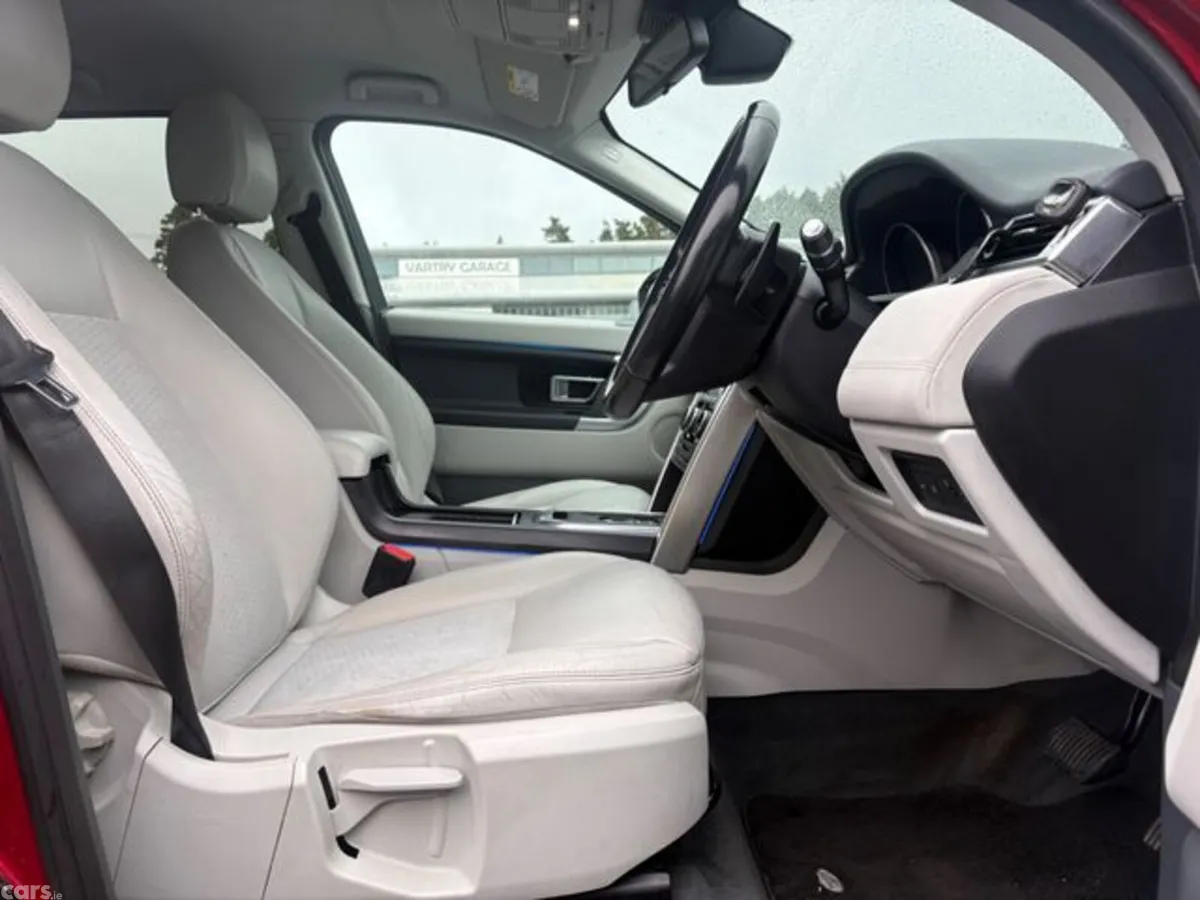 Land Rover Discovery Sport SUV, Diesel, 2018, Red