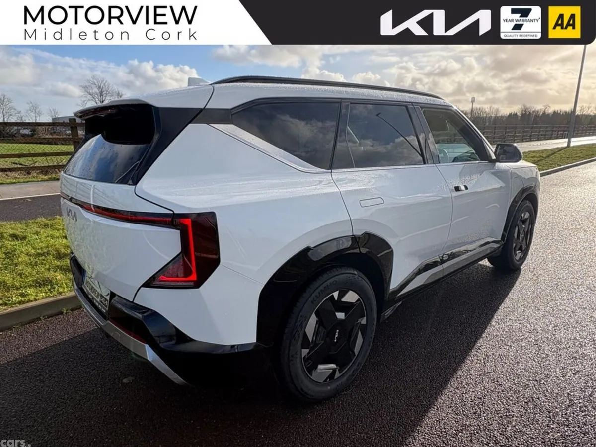 Kia EV5 SUV, Electric, 2027, White