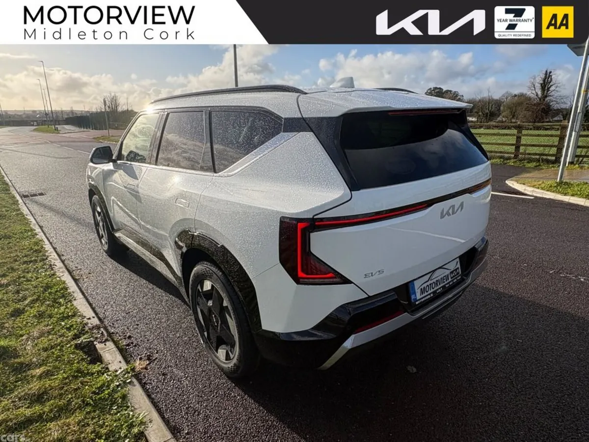 Kia EV5 SUV, Electric, 2027, White